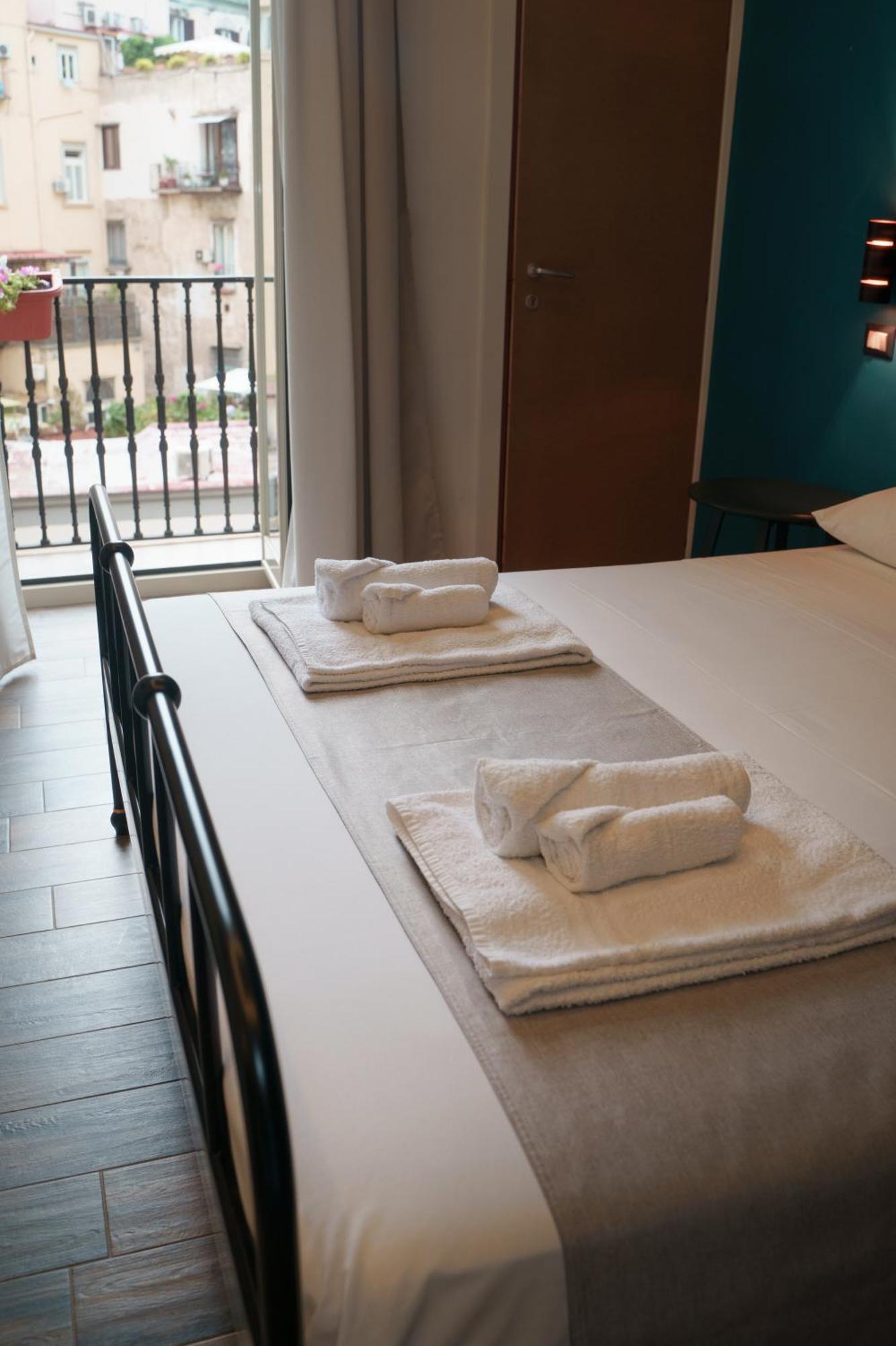 Chiatamone Relais Apartment Napoli Exterior foto